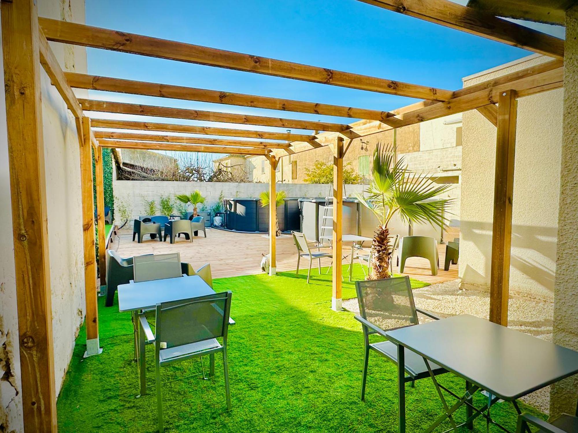 Les Appartements Du Mas - Emeraude Aigues-Mortes Esterno foto