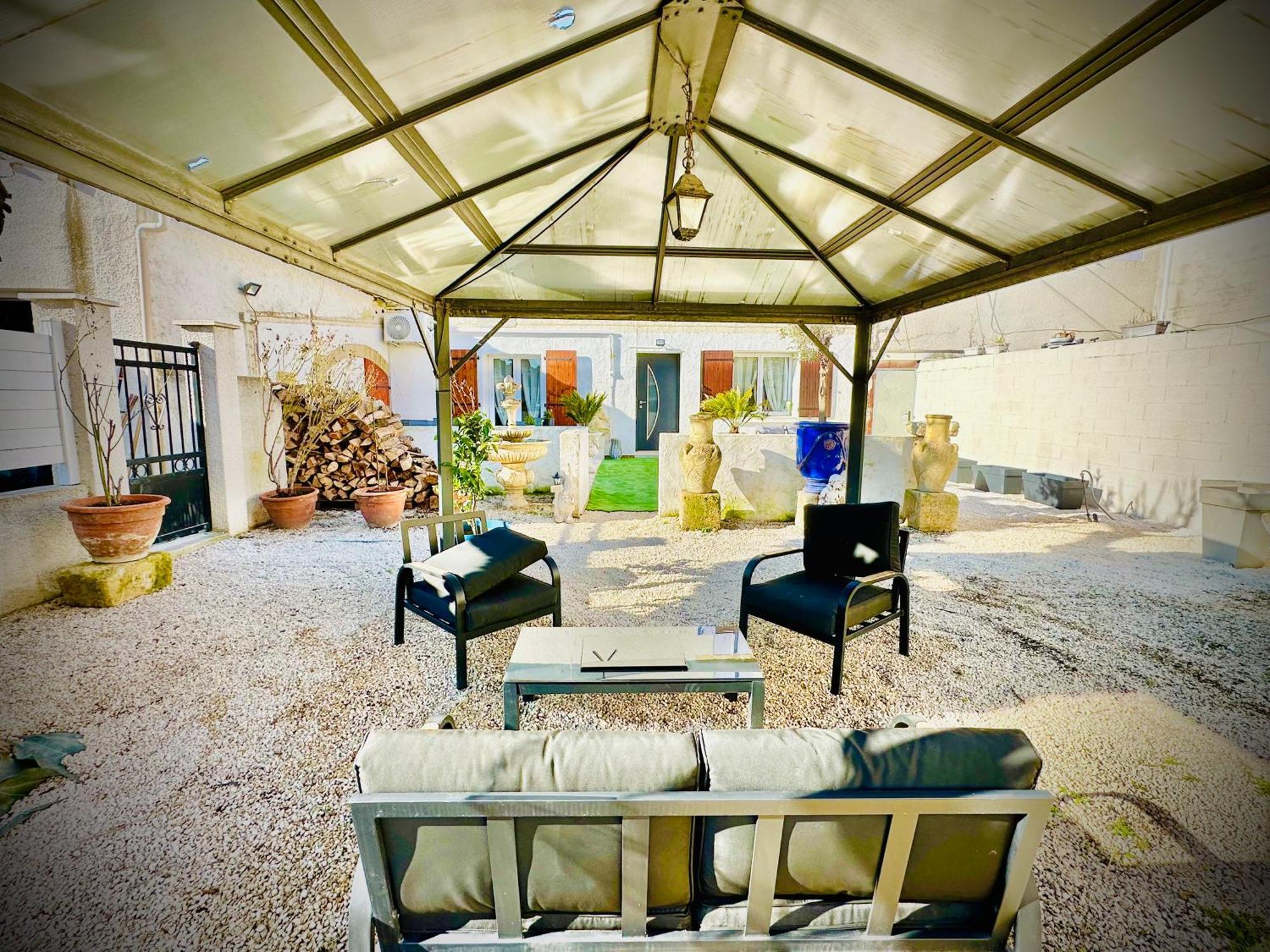 Les Appartements Du Mas - Emeraude Aigues-Mortes Esterno foto