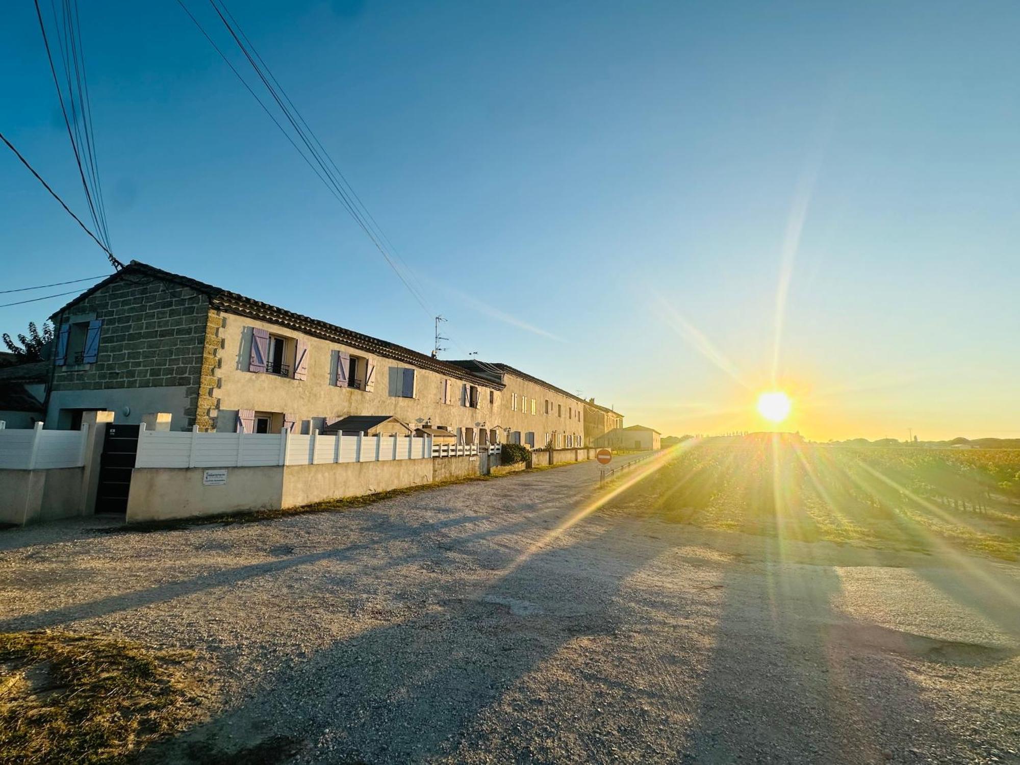 Les Appartements Du Mas - Emeraude Aigues-Mortes Esterno foto